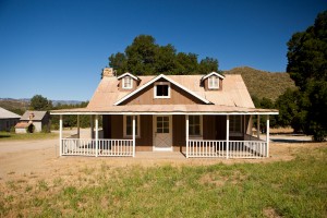 PeeWee Farmhouse - Southwest View - Grassy Yard