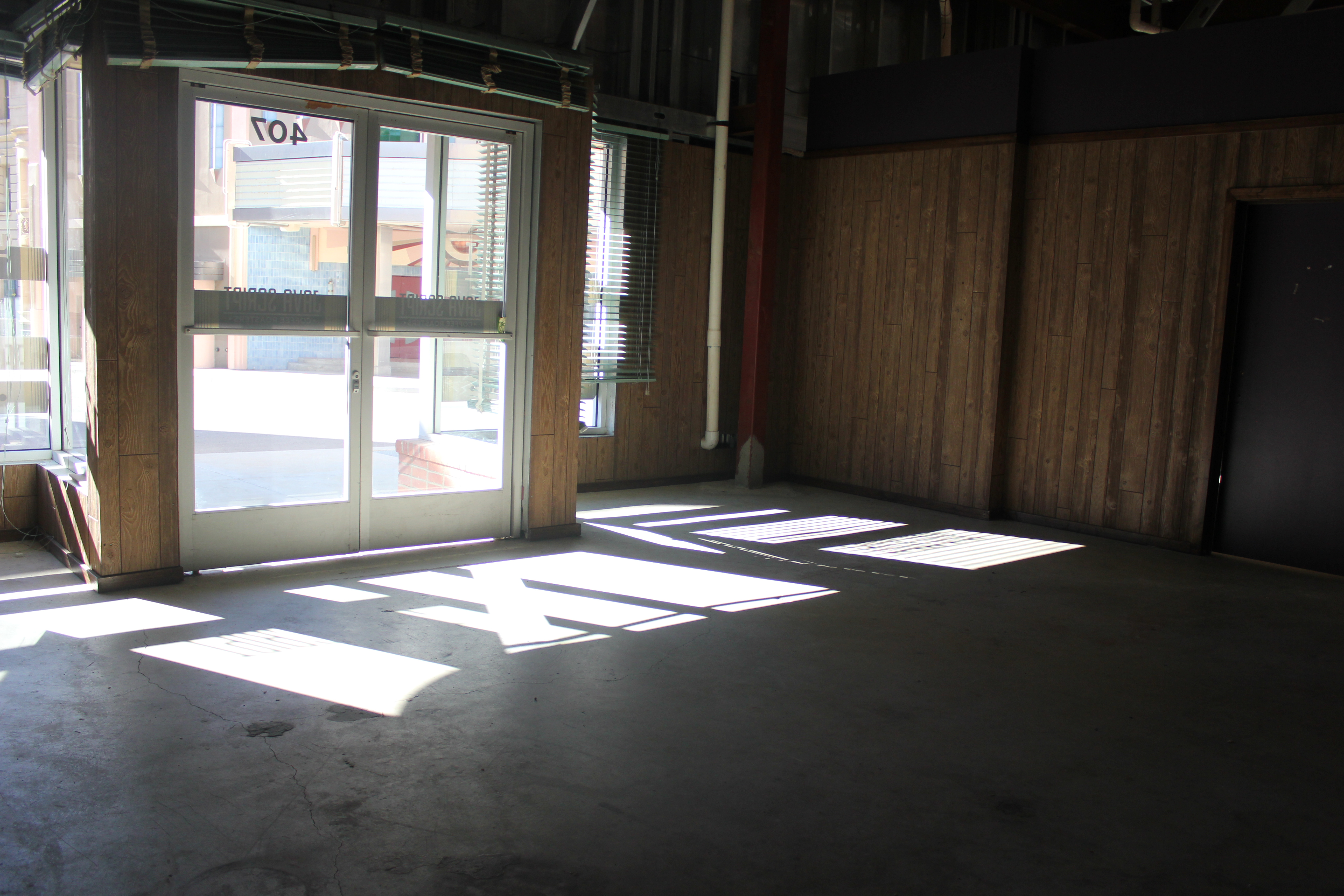 coffee-shop-interior-3