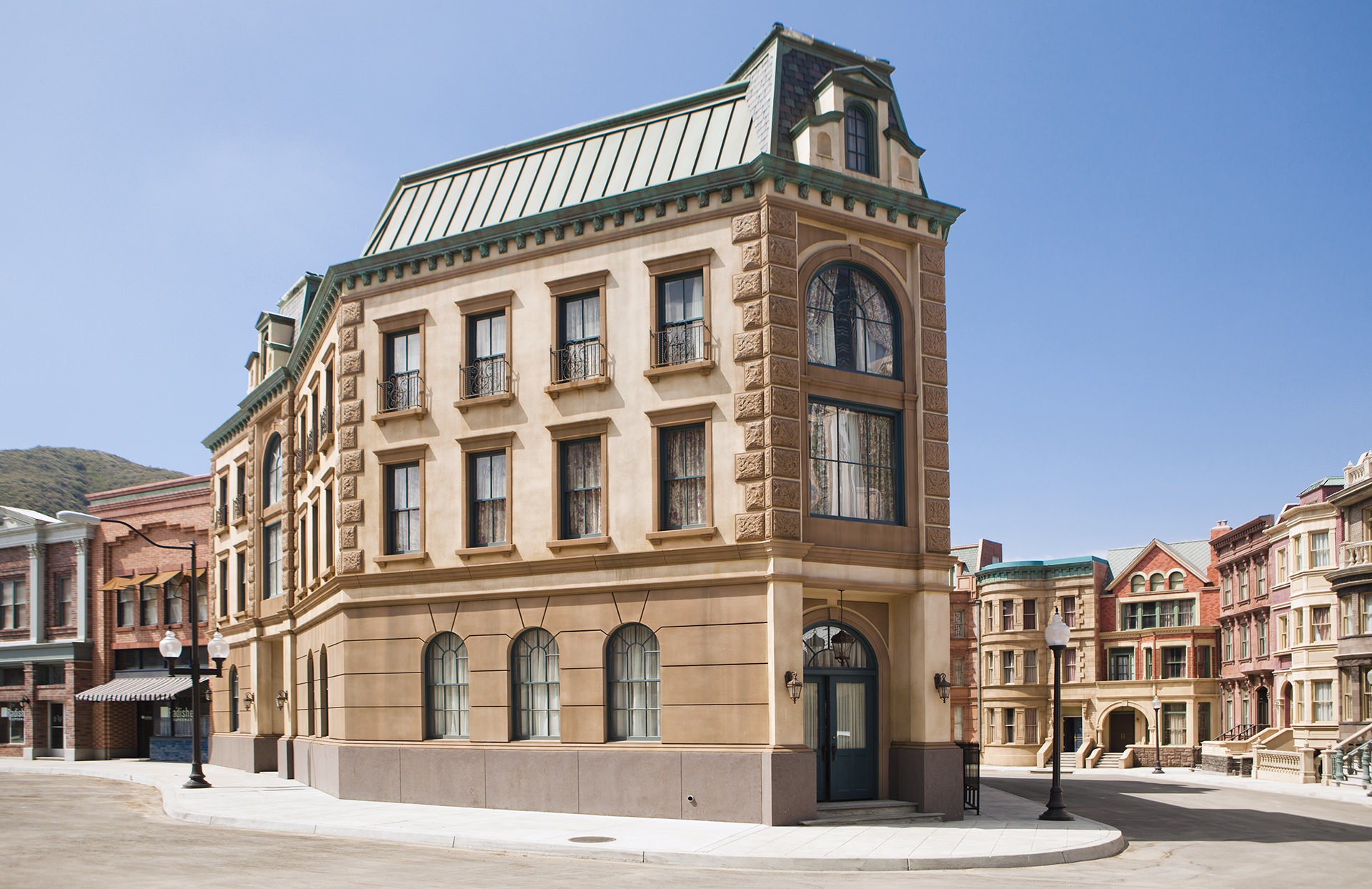 block-view-split-road