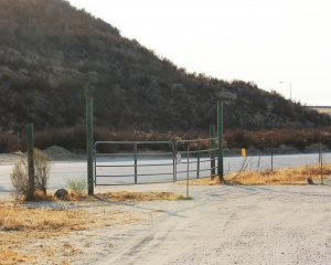 flat-top-gate