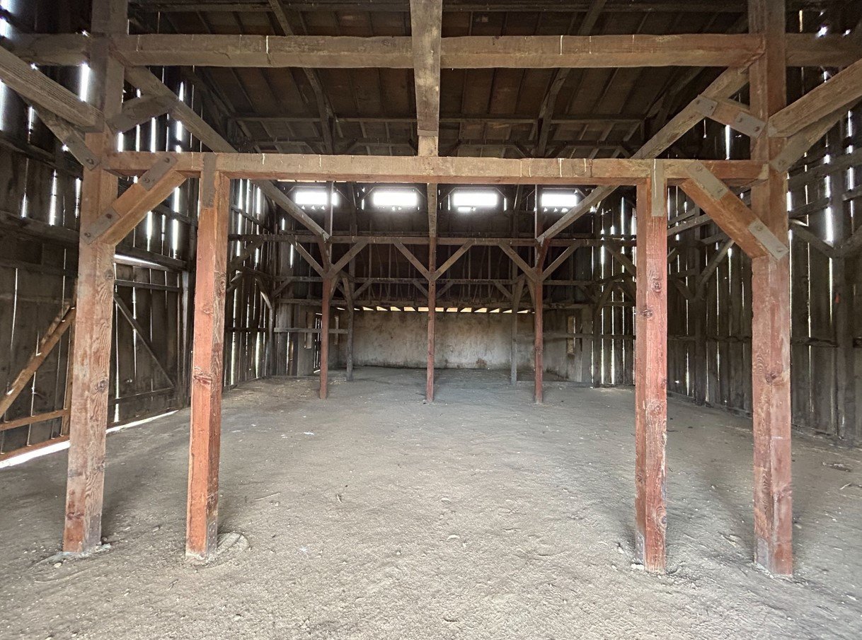 Interior-West-Barn